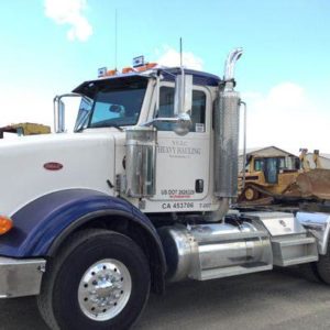 2007 Peterbilt 378 T/A Day Cab Truck Tractor